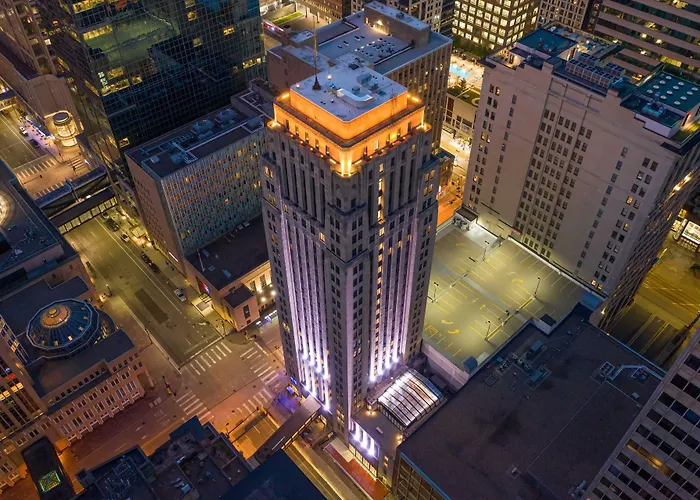 Rand Tower Hotel, Minneapolis, A Tribute Portfolio Hotel